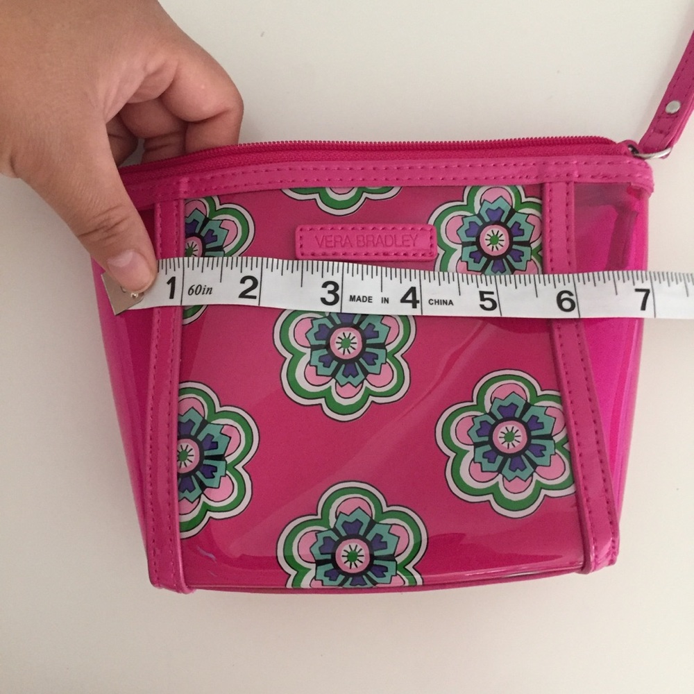 Vera Bradley make up - Picture 6 of 7